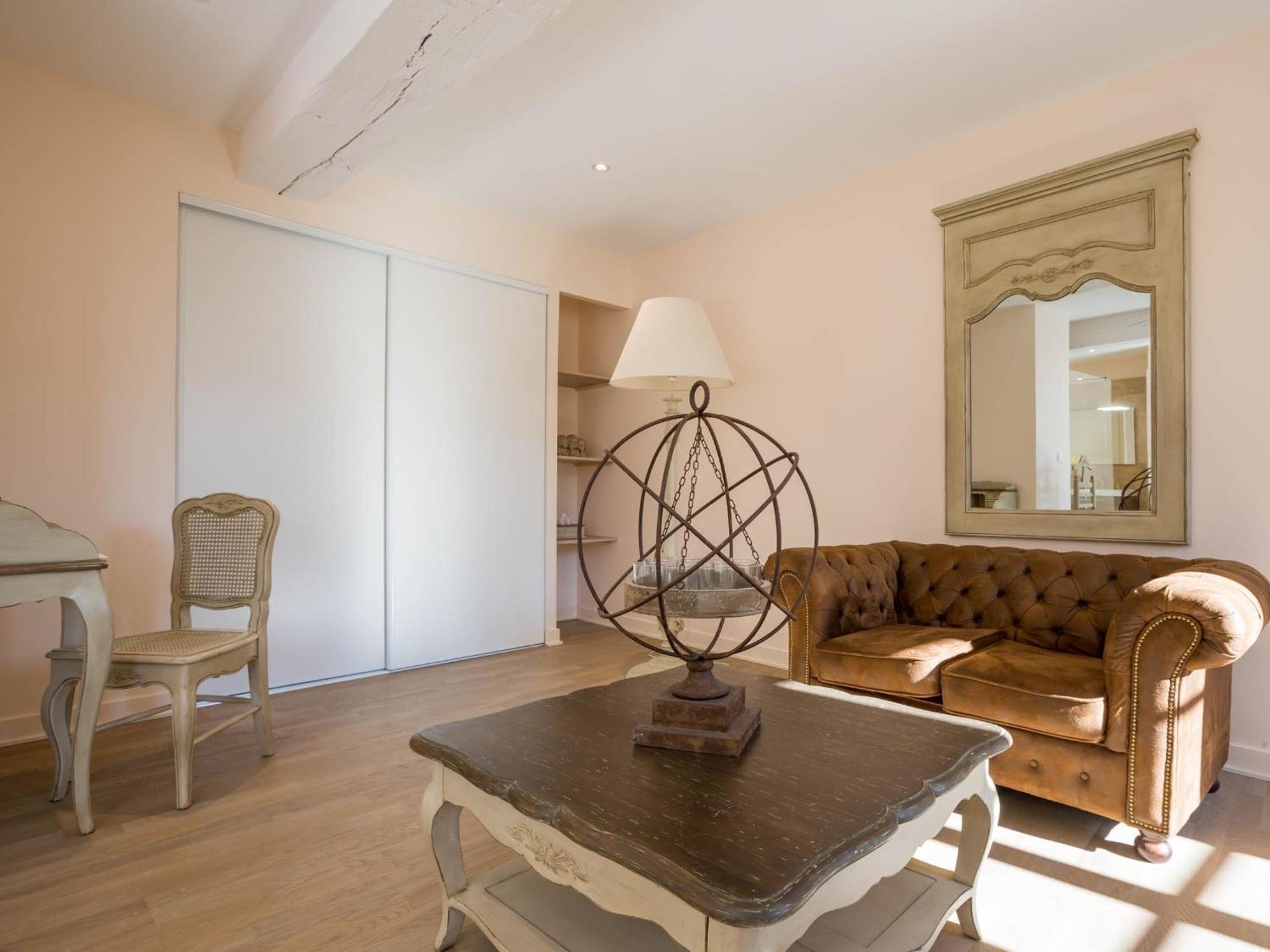 Le Cara - 4 Appartements Calmes Et Chics Au Coeur De Beaune Beaune  Szoba fotó