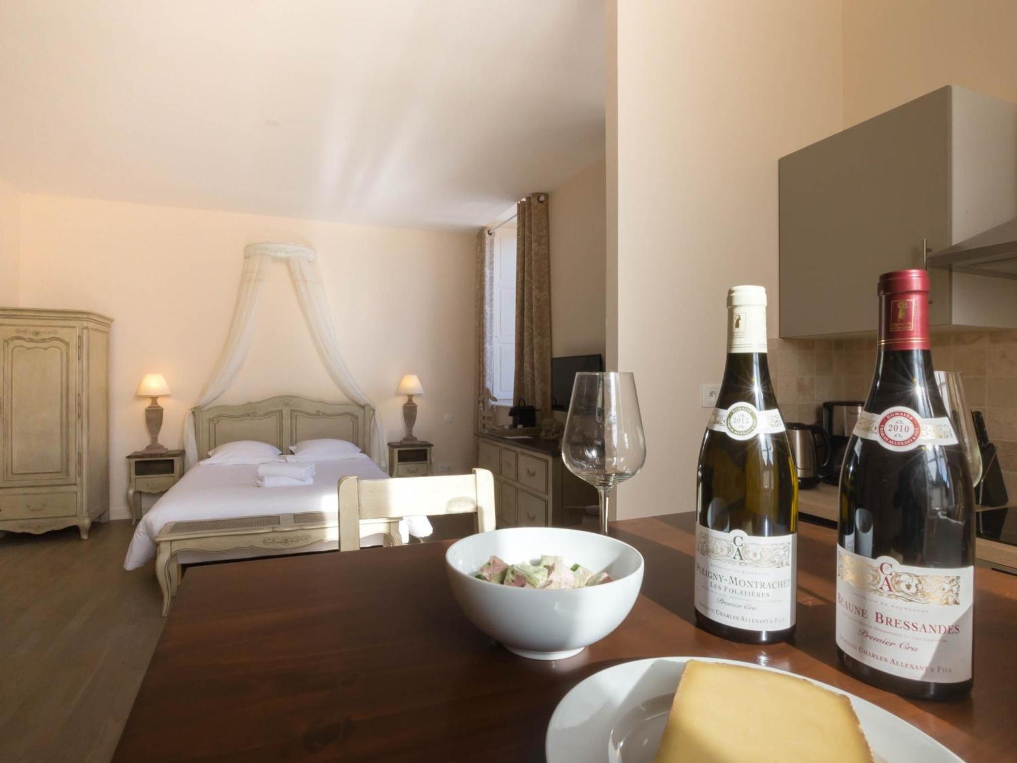 Le Cara - 4 Appartements Calmes Et Chics Au Coeur De Beaune Beaune  Szoba fotó