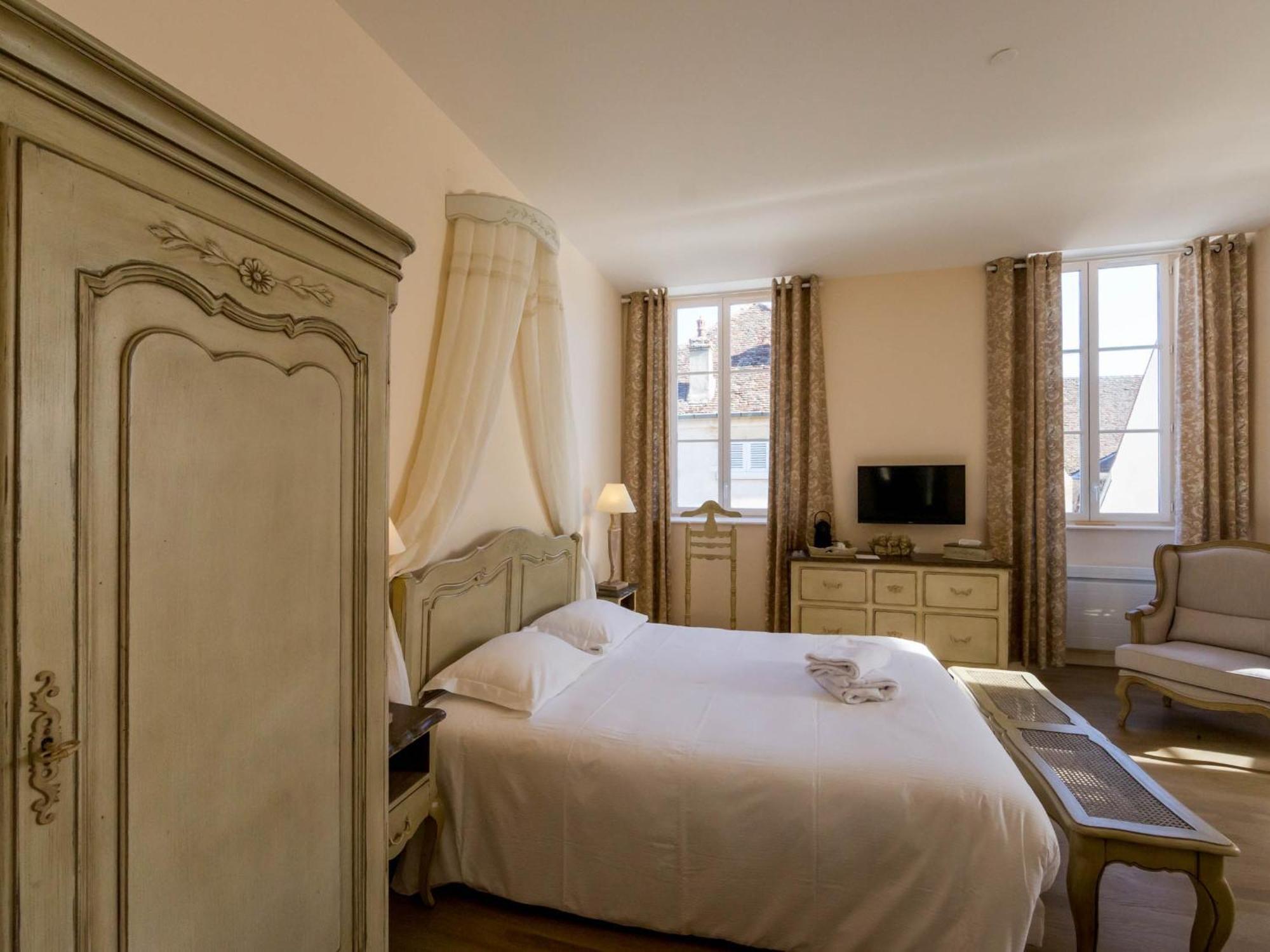 Le Cara - 4 Appartements Calmes Et Chics Au Coeur De Beaune Beaune  Szoba fotó