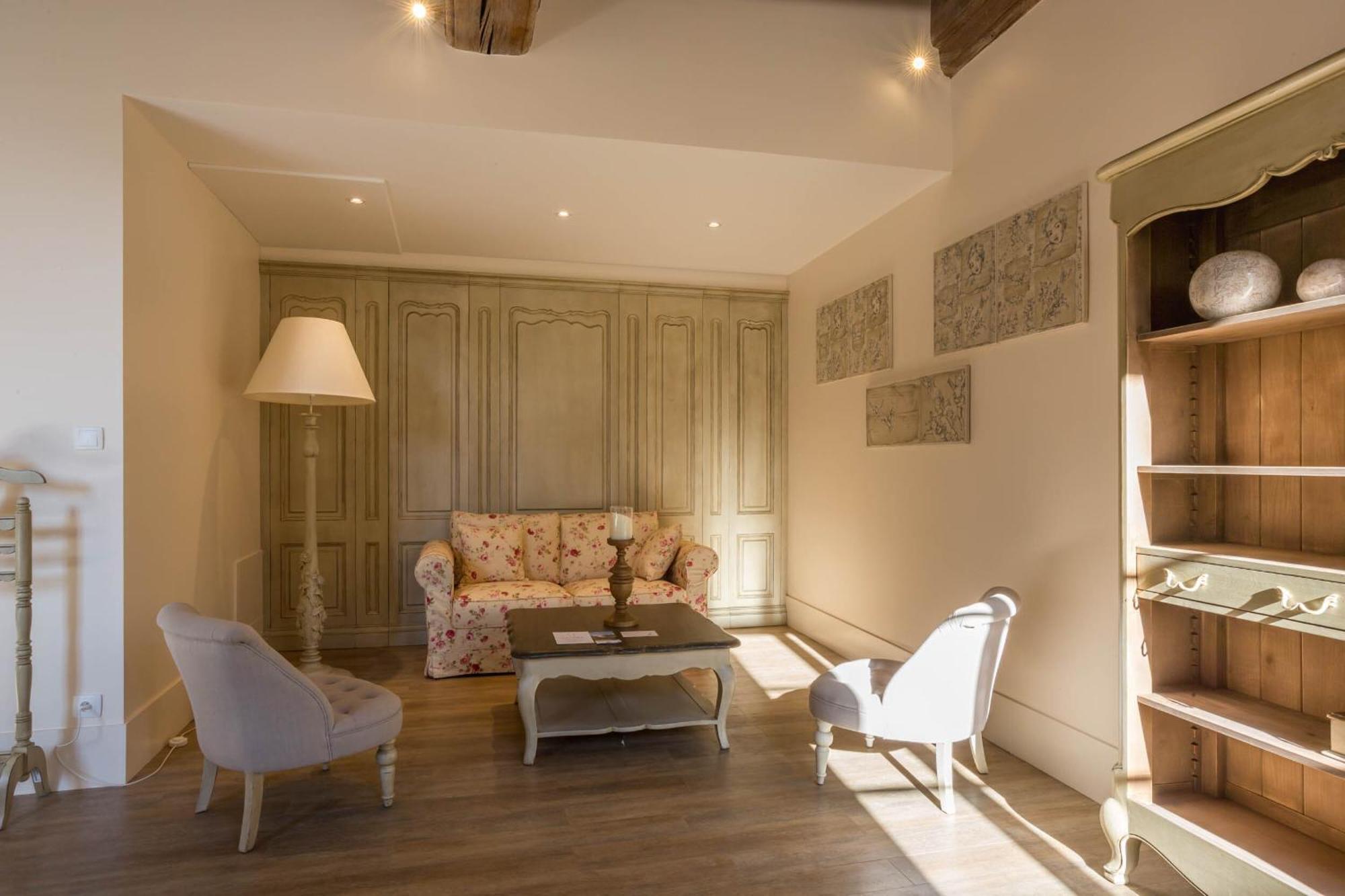 Le Cara - 4 Appartements Calmes Et Chics Au Coeur De Beaune Beaune  Szoba fotó
