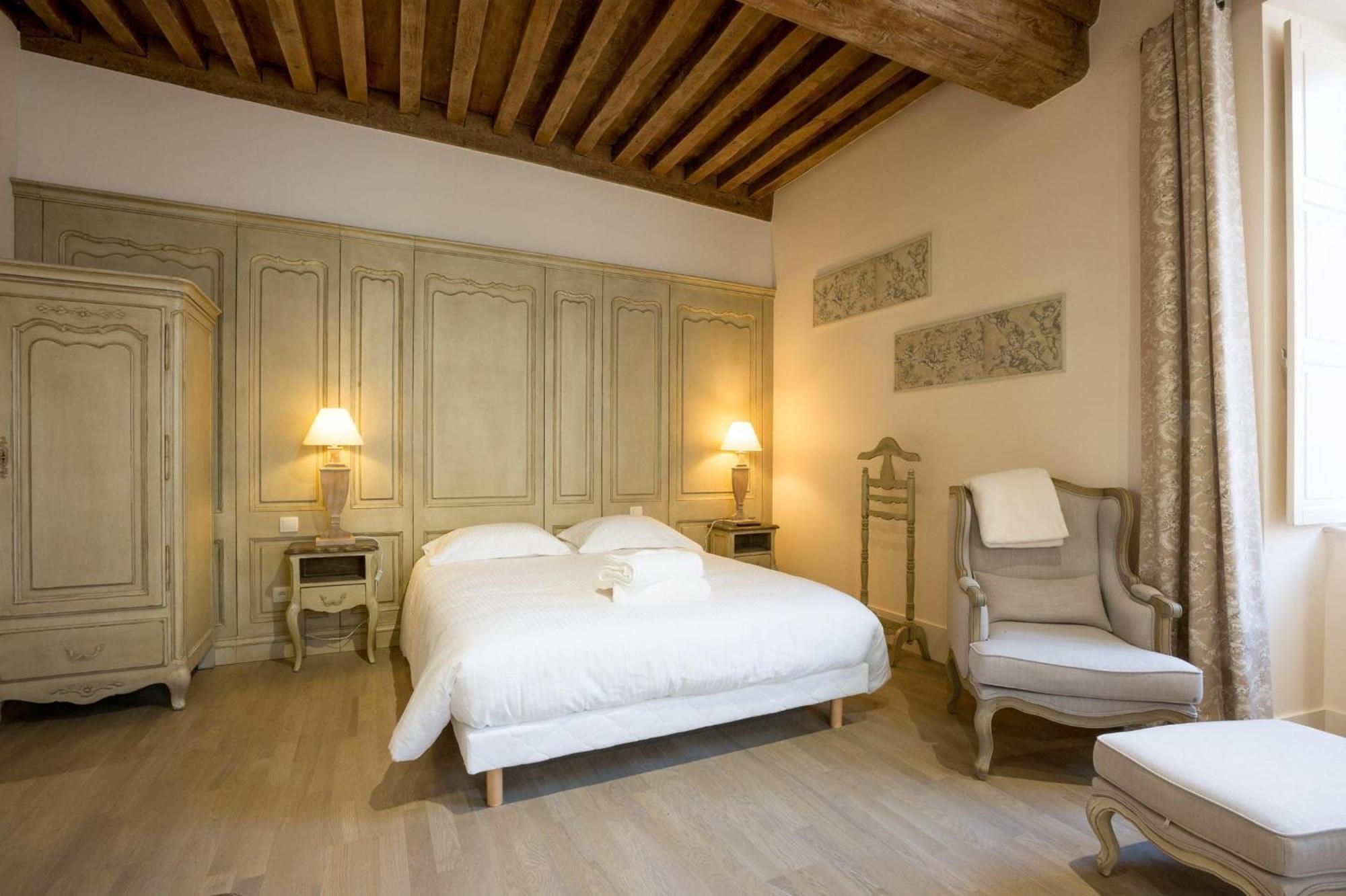Le Cara - 4 Appartements Calmes Et Chics Au Coeur De Beaune Beaune  Szoba fotó