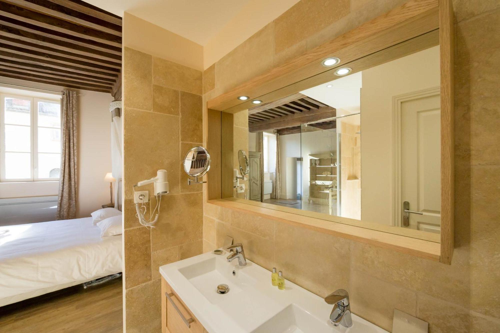 Le Cara - 4 Appartements Calmes Et Chics Au Coeur De Beaune Beaune  Szoba fotó