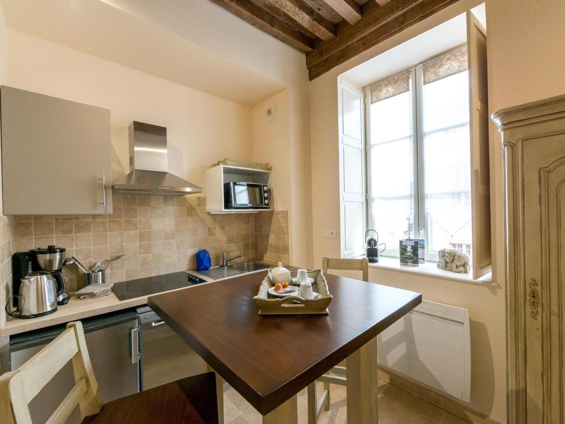 Le Cara - 4 Appartements Calmes Et Chics Au Coeur De Beaune Beaune  Szoba fotó
